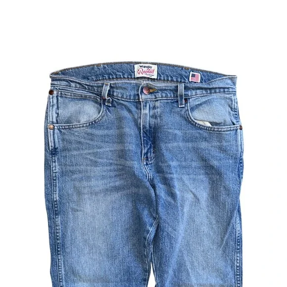 Wrangler Rooted Collection Mens Jeans 33x30 Made in USA Light Wash 1088MWRU2 - Picture 3 of 8